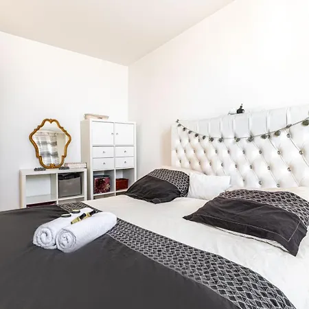 Guestready - Appt Spacieux A Asnieres-Sur-Seine * Asnieres-sur-Seine